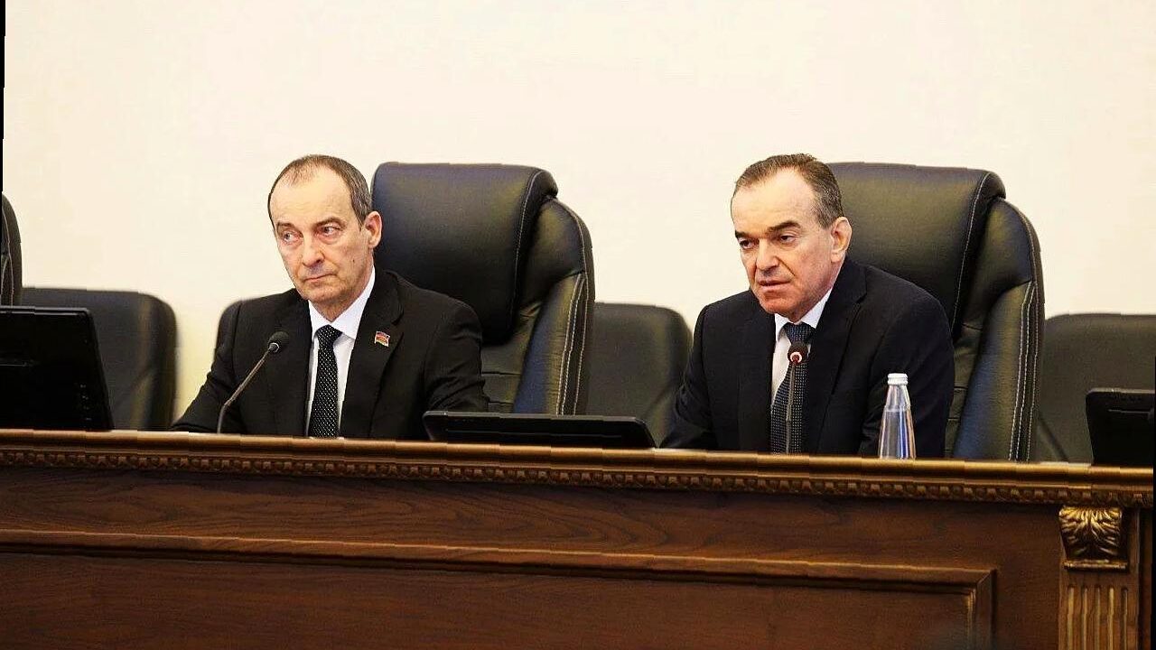 «Виктор Тепляков участвовал в заседании краевой Думы»